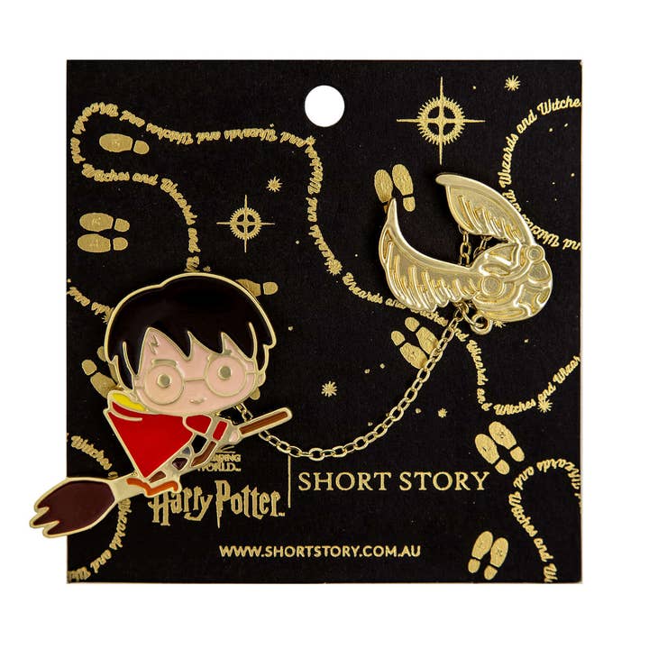 Harry Potter Enamel Pin Harry & Golden Snitch for wholesale by Short Story