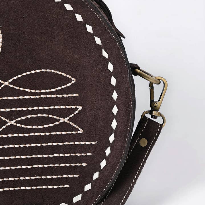 LS Western - Wholesale Crossbody Bag - Women's - ADBGA682 Round Western Canteen Bag with White Rope Stitch Embroidery11