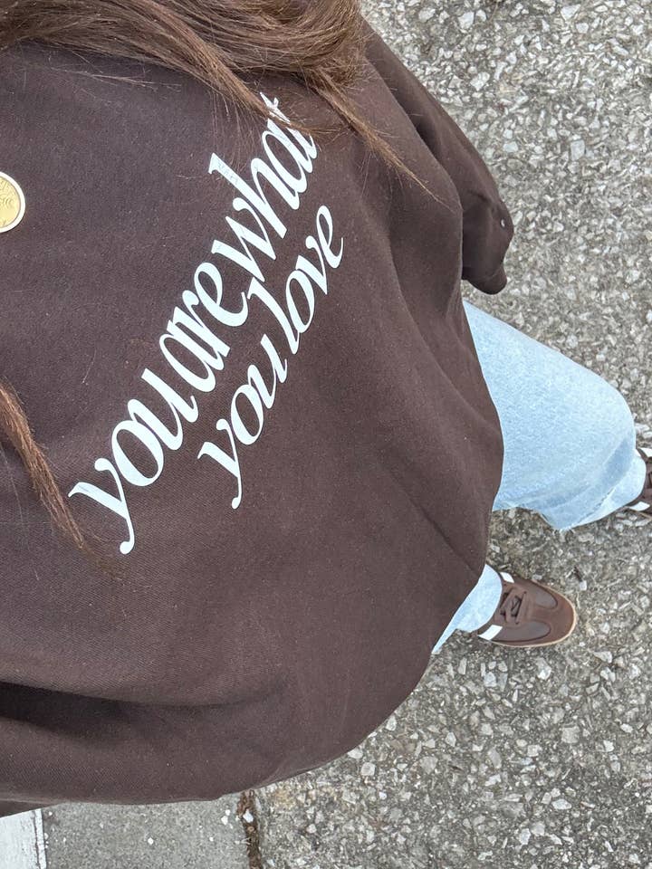 Charlie and Claire's - Wholesale Graphic Sweatshirt - Women's - Brown Colorful Trendy Crewneck