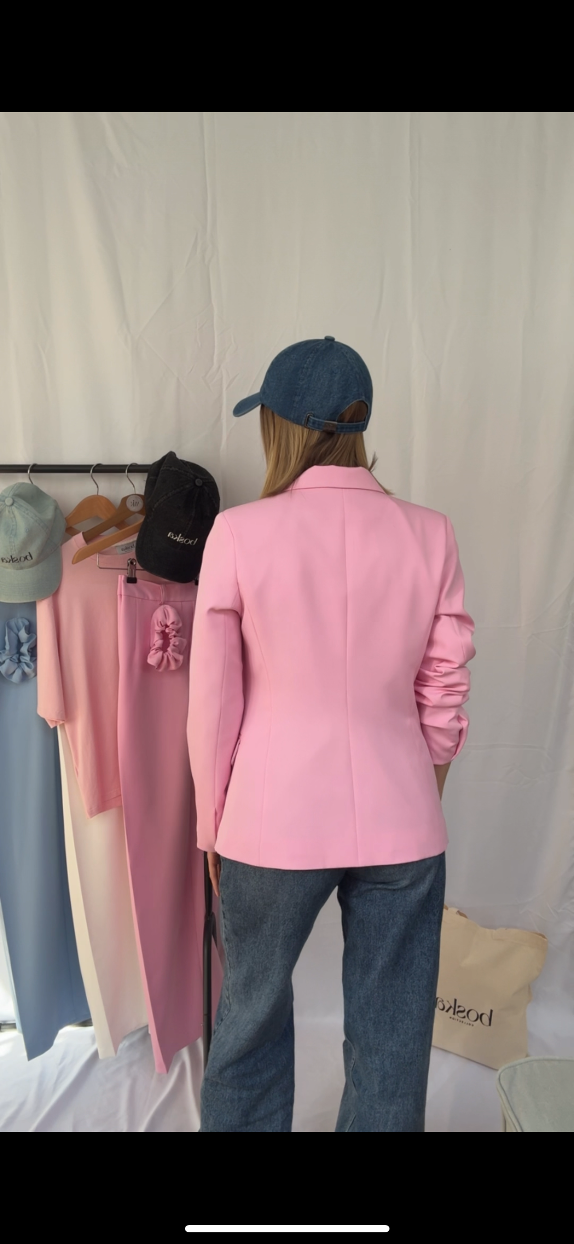 Pink Fitted blazer for wholesale on Faire2