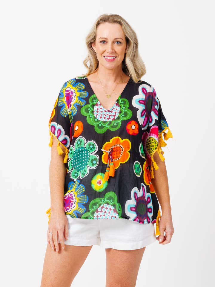 Chilli Kvastertop i Sort Deco Blomstermønster for engroshandel hos Mozaic by Euro Dreaming