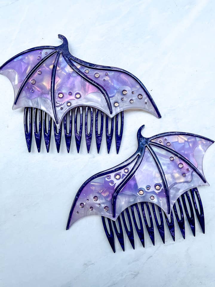 Ensemble de Peignes Ailes de Dragon Violettes | Cadeaux Fantaisie pour la vente par Blissfully Bookish Company