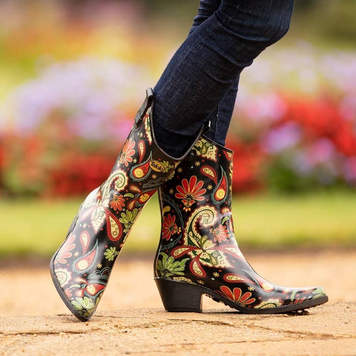 Talolo Boots – wholesale Cowboy boots – Women’s – Paisley Vibe cowboy Boot Wellies1