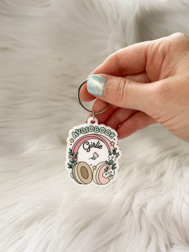 Porte-clés Girlie Audiobook pour la vente par The Bookish Bird Co.