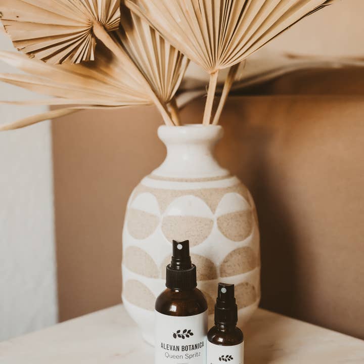 Alevan Botanica - Wholesale Room & Linen Spray - Queen Room and Body Spritz 1oz1
