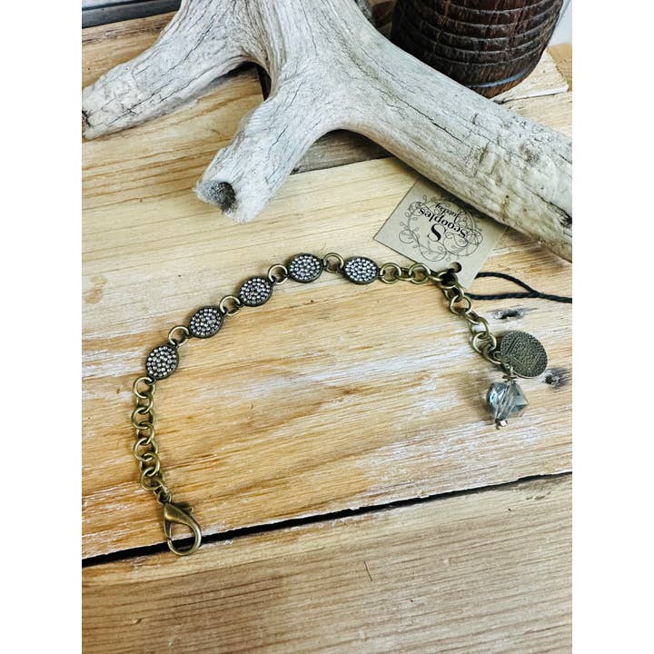 Scooples Jewelry - Wholesale Charm/Dangle Bracelet - Regal Coin