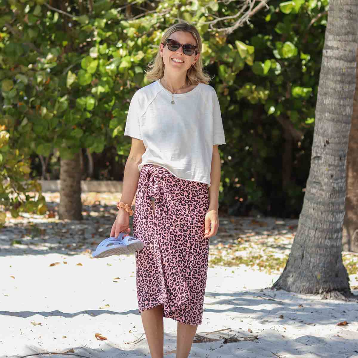 Rose in April - Wholesale Swim Cover Up - Women's - LOUISA PAREO GRAOU STRAWBERRY2