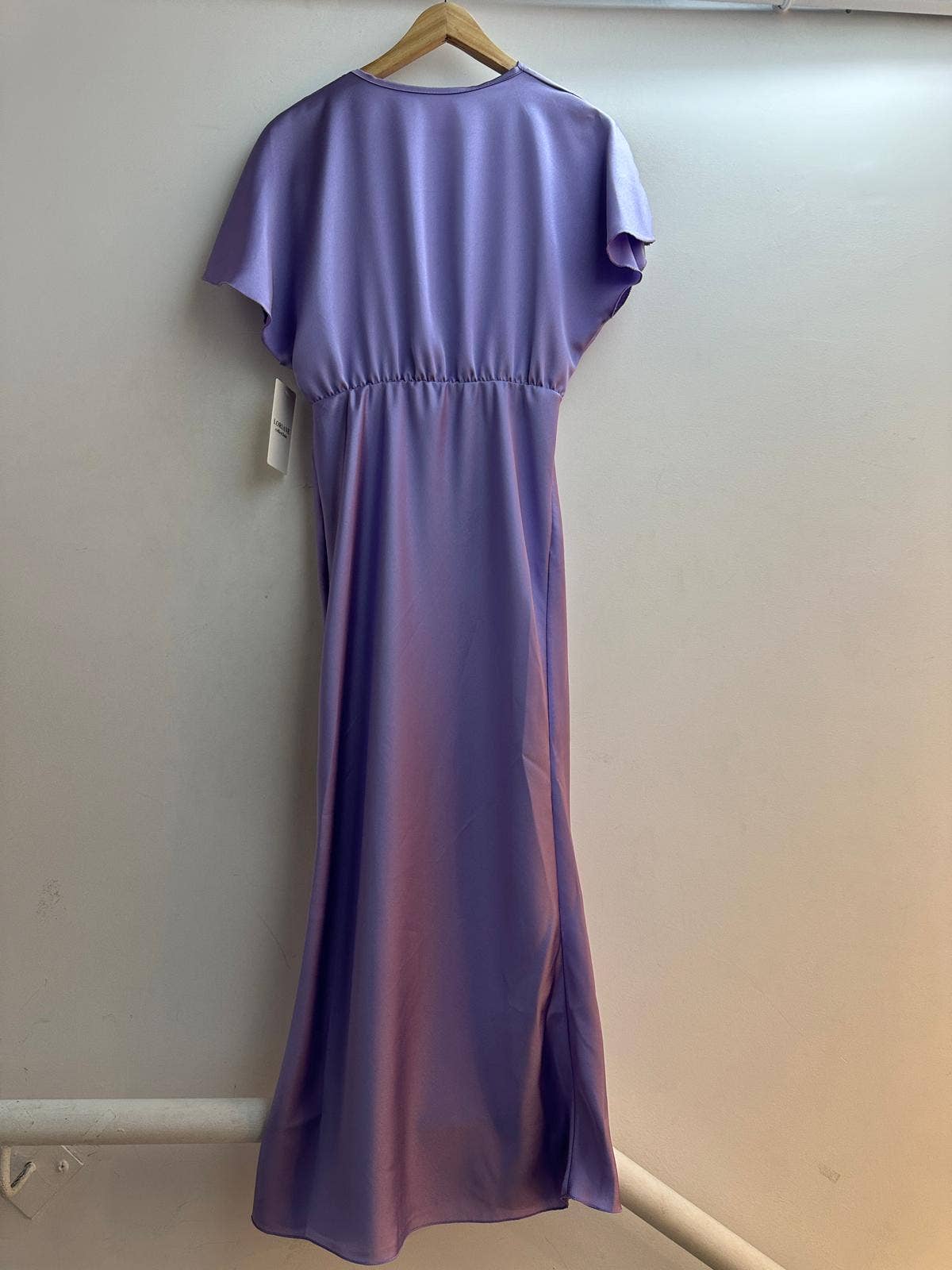 LORIANE - Wholesale Jurk - Dames - LORIANE satijnen lange jurk in één maat 34-381