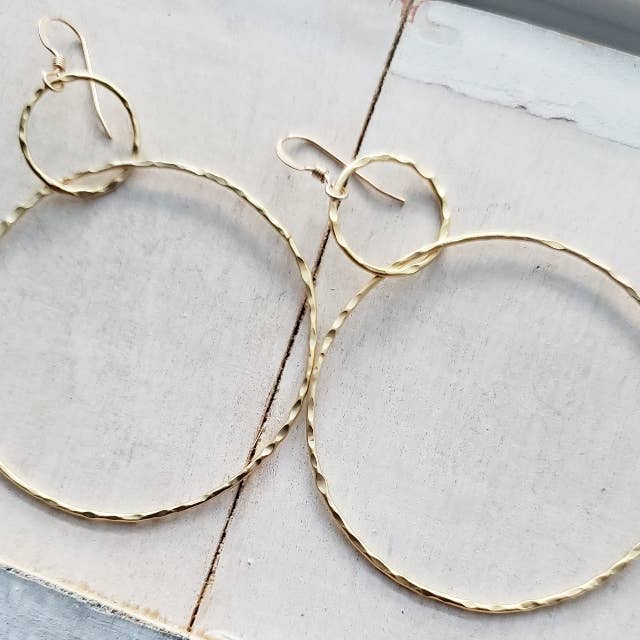Sosie Designs - Wholesale Dangle Earrings - Gold Large Hammered Circle Earrings0