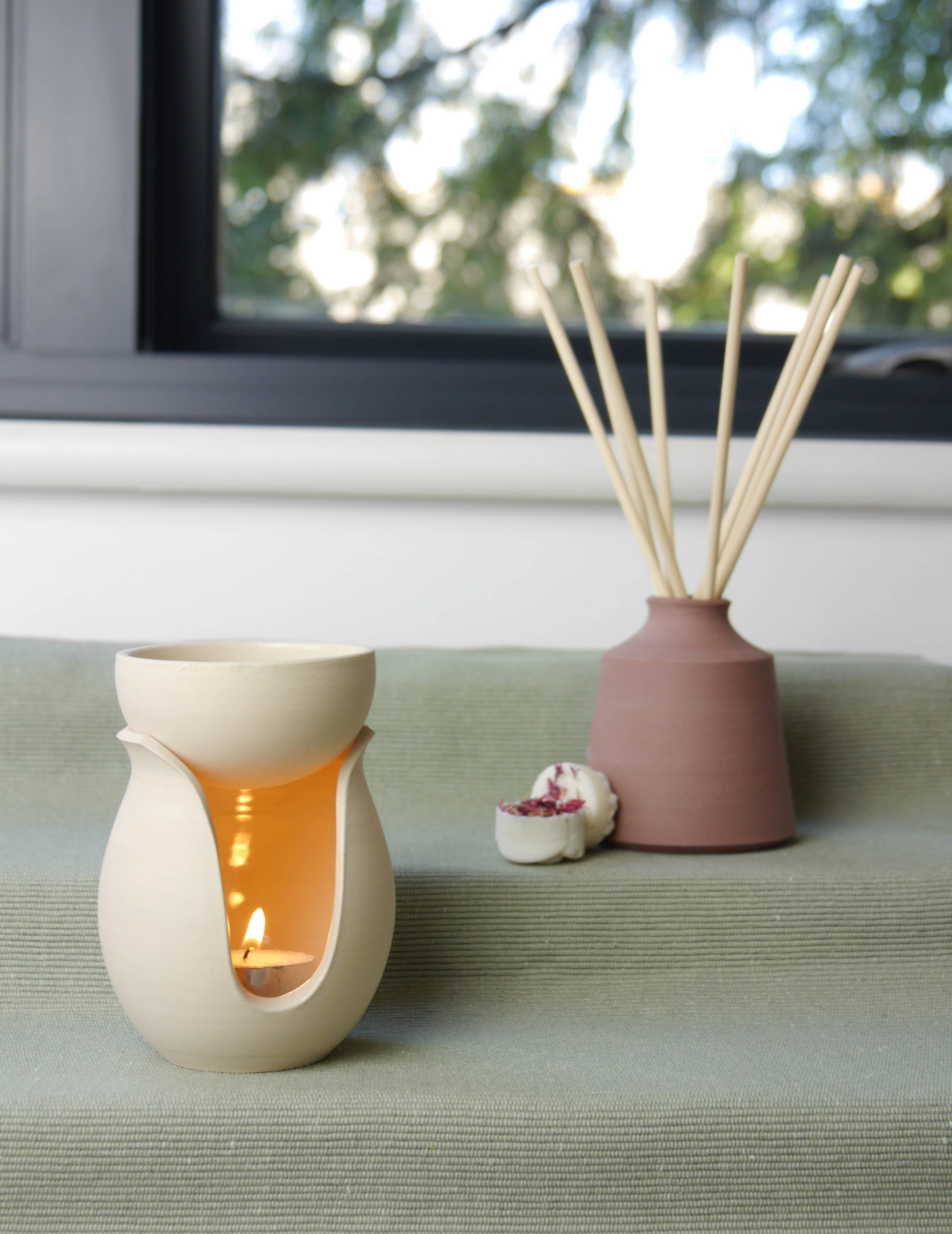 Throw to fire – wholesale Fragrance warmer – Handmade, Ceramic Oil Burner / Wax Melt Burner - Gift-ready2