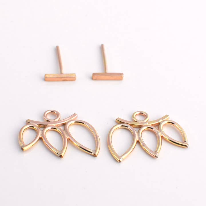 14 K Gold gefüllte dreiblättrige Ohrenjacke und Barbolzen-Kombination für den Großhandel von Renegade Silver