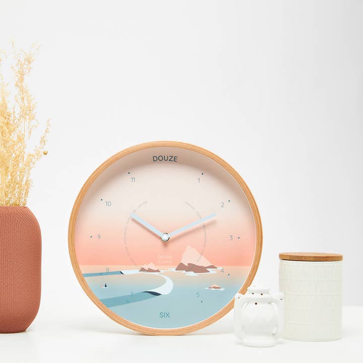 Horloge Coloris pastel Sunrise pour la vente par Ocean Clock