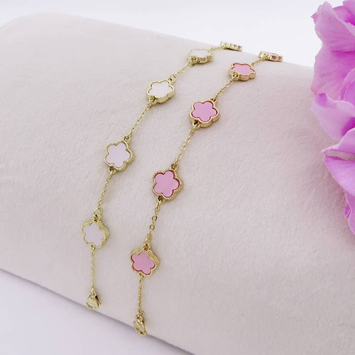Daemon srls - Venta al por mayor Pulseras de abalorios/colgantes - LILY ~ Pulsera de latón con 5 flores de nácar