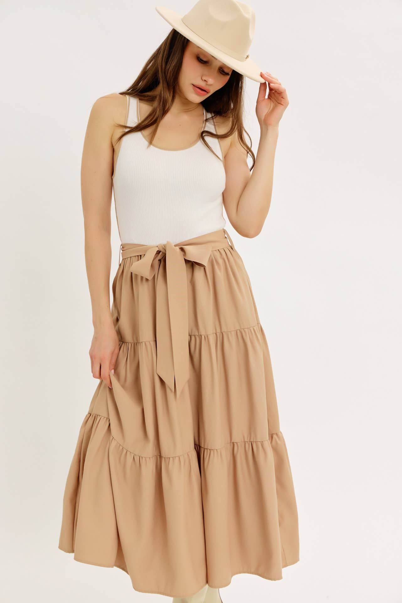 idem ditto - Wholesale Dress - Women's - MIXED MEDIA TIERED RUFFLE SWEATER TANK MIDI DRESS WITH BELT8