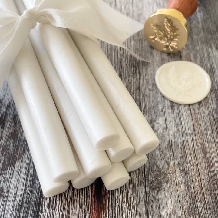 The Natural Paper Company - Wholesale Sealing wax - Pearl Sealing Wax Sticks | 11mm | Ivory | Plastic Free