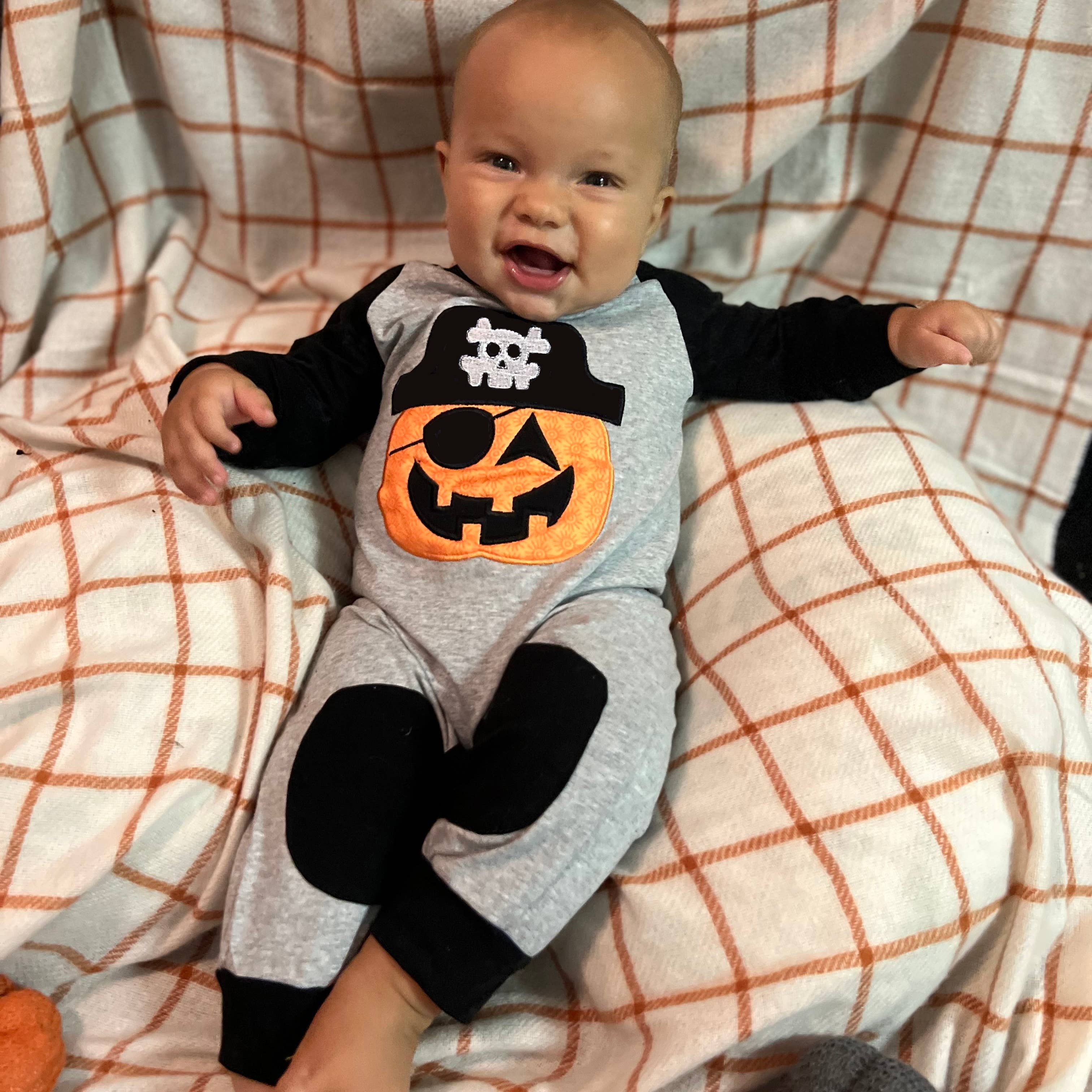 AnnLoren - Wholesale Jumpsuit - Baby - Boys Halloween Romper Pirate Jack O Lantern Baby Toddler1
