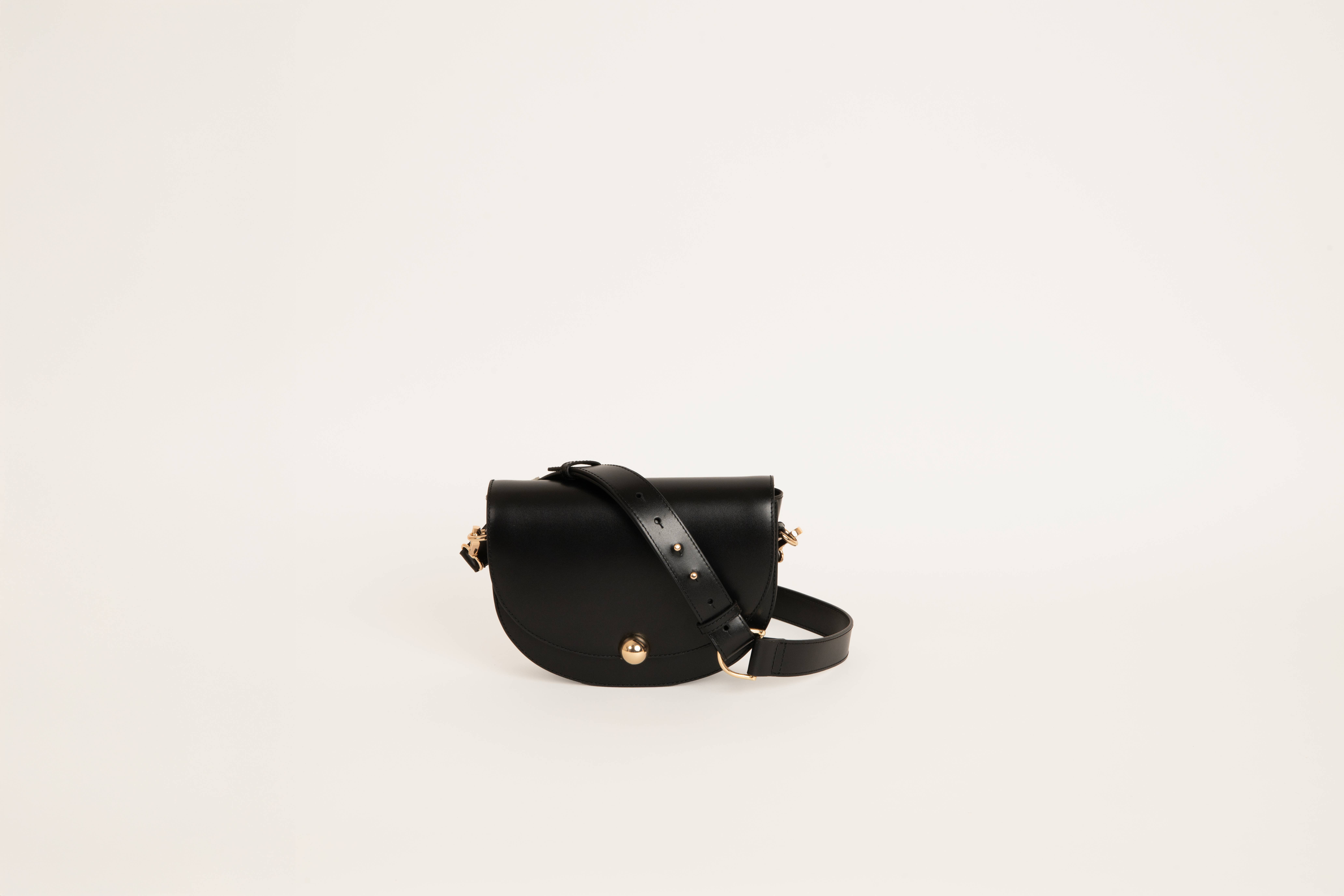 Maradji - Wholesale Shoulder Bag - Women's - NOA RECYCLED BLACK LEATHER BAG9