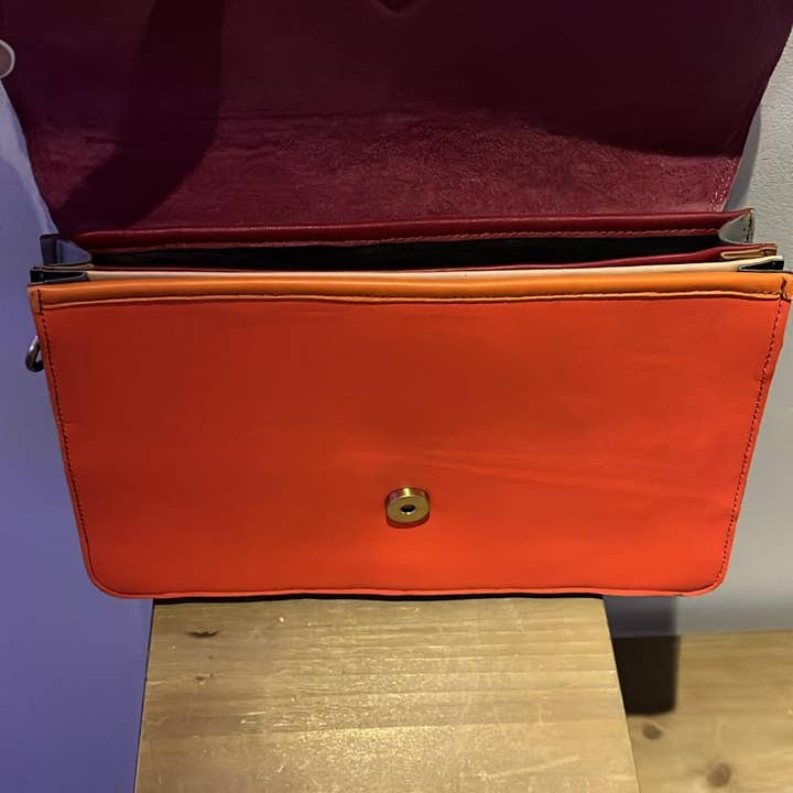 The Familyshop - Wholesale Shoulder Bag - Women's - Ibiza Esperanza Leather Bag1