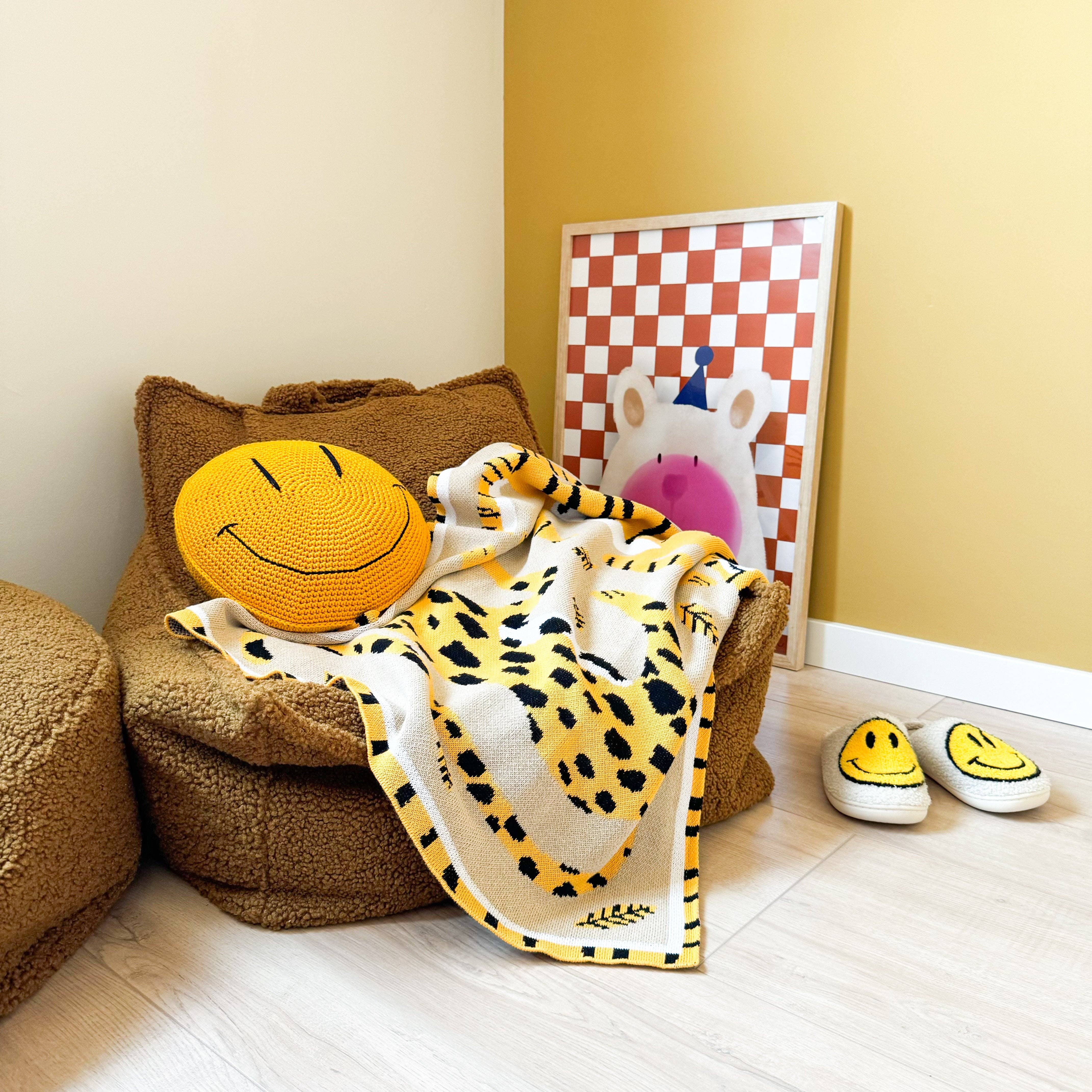 Slowdown Studio - Wholesale Bedding Blanket - Kids & Baby - Big Cats Mini Blanket3