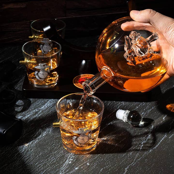 The Wine Savant / Khen Glassware - Wholesale Decanter - U.S. Marine Corpse USMC Globe Whiskey Set & 4 Glasses3