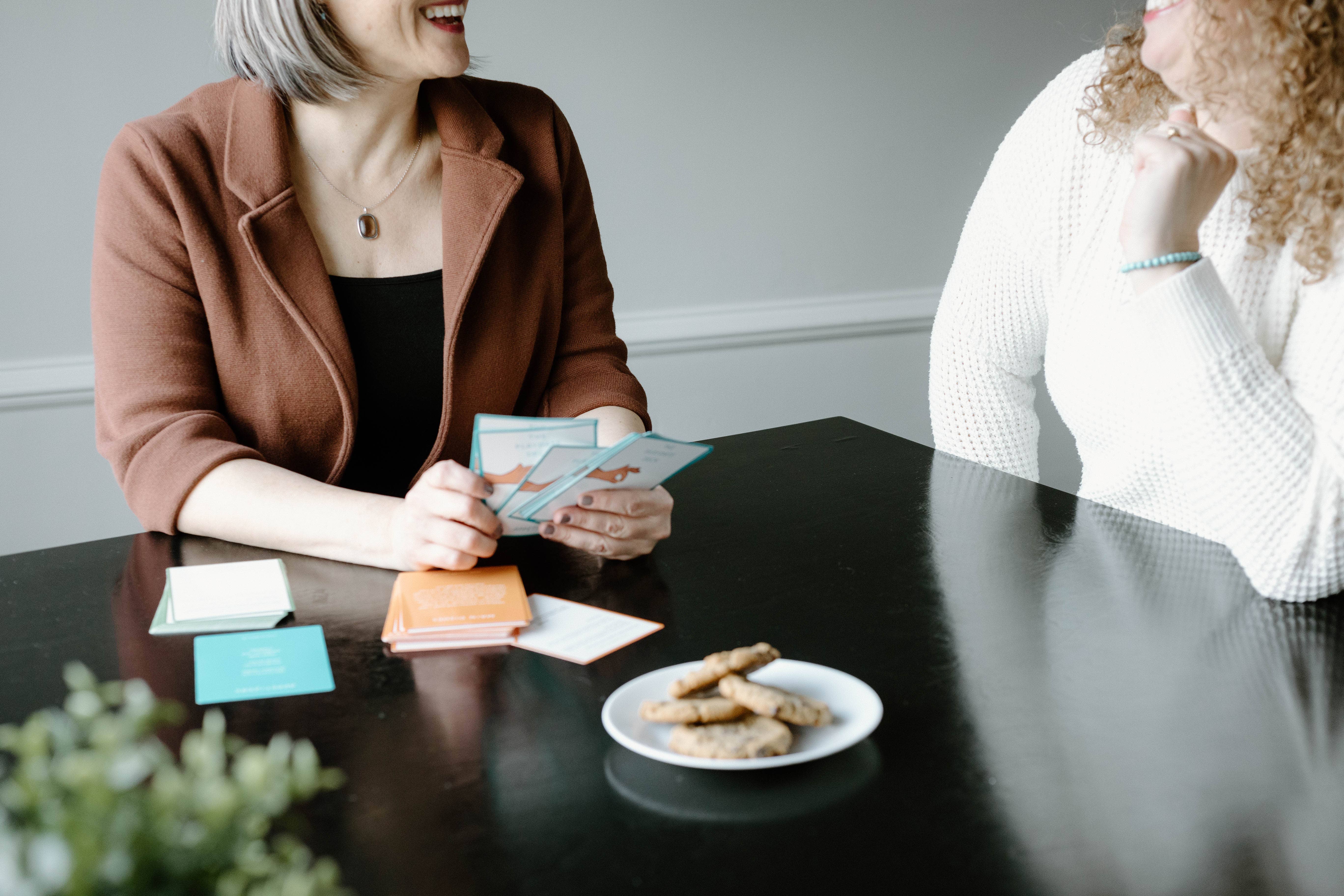 Sara Delighted - Wholesale Card Game - Couple's Improv-Based  Relationship-Building Card Deck4