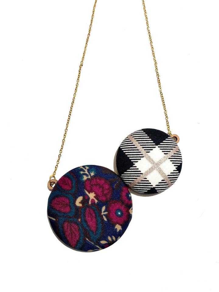 Acaramelao Necklace- Vintage Plaid for wholesale by Botón de Azúcar