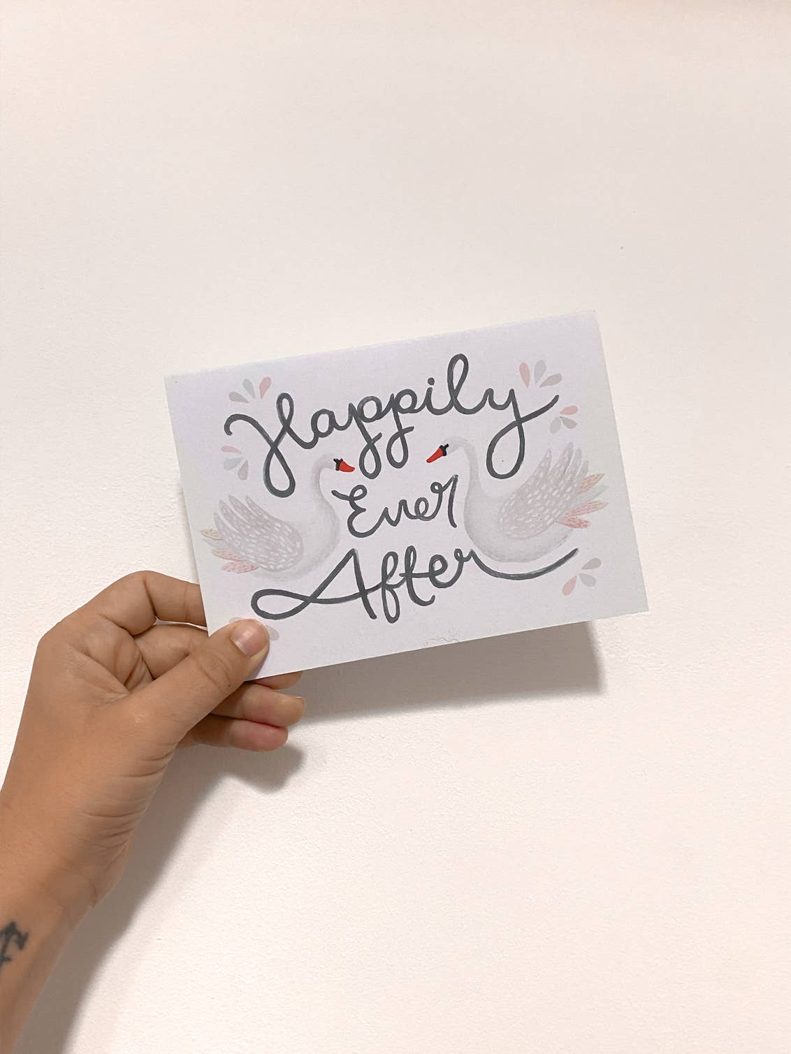 Jade Fisher – Großhandel Hochzeitskarte – Happily Ever After - Hochzeitskarte mit Schwänen2