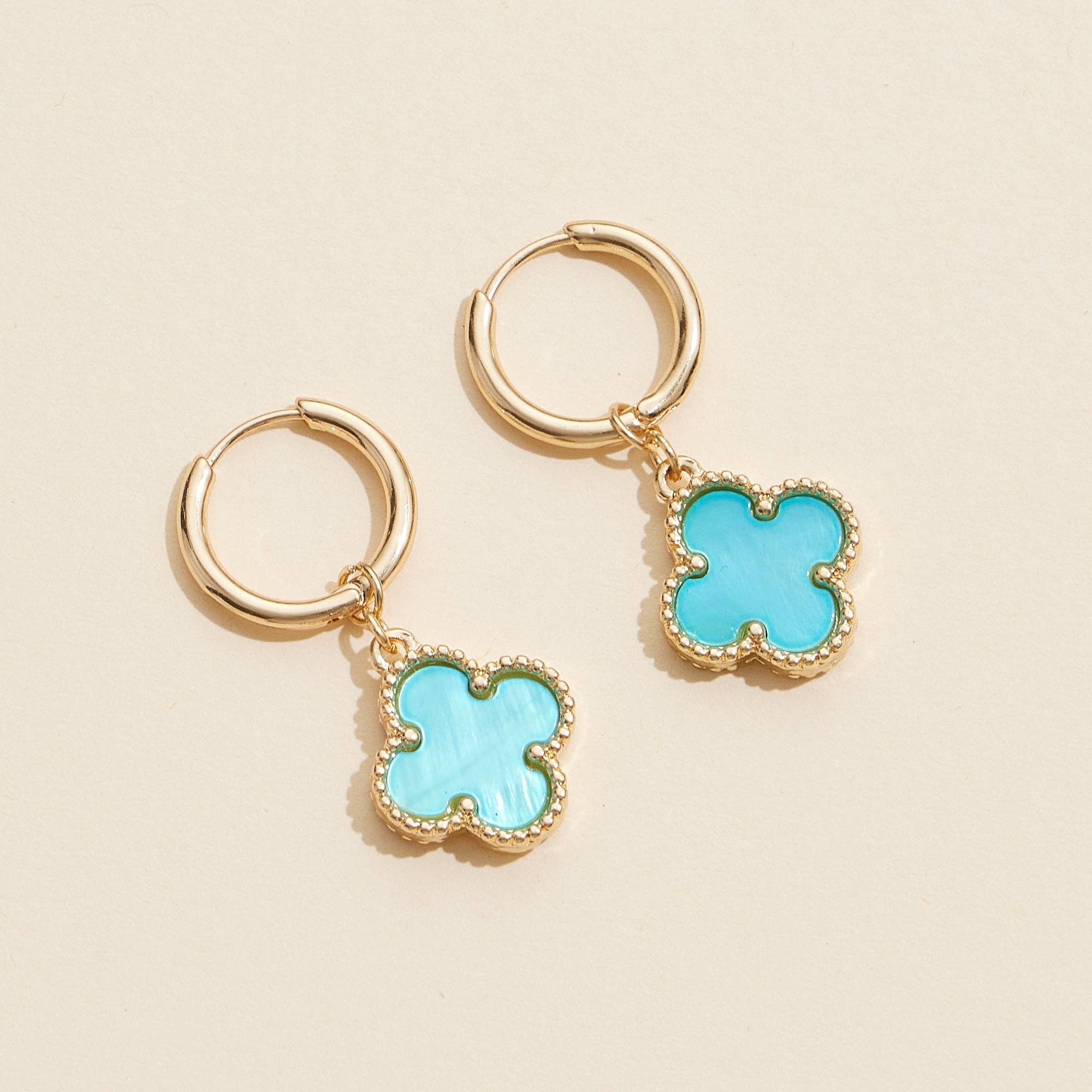 Frem - Wholesale Hoop Earrings - Flower Shape Shell Charm Hoop Earrings3