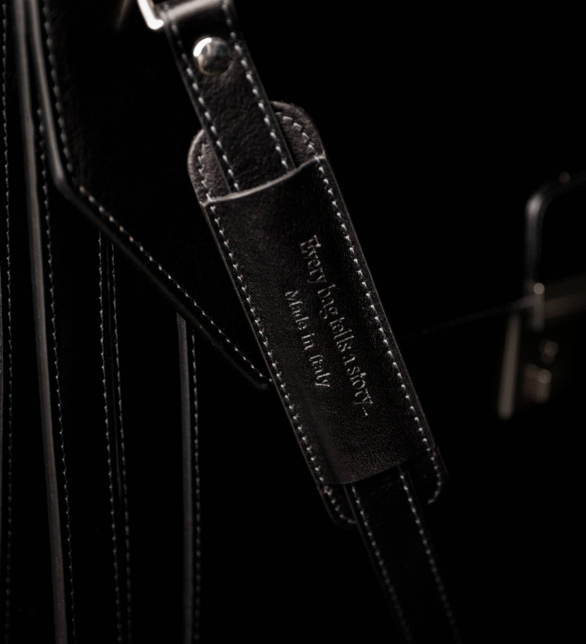 Time Resistance – Engroshandel Dokumentmappe – Unisex – Stor læderattachémappe - Den usynlige mand17