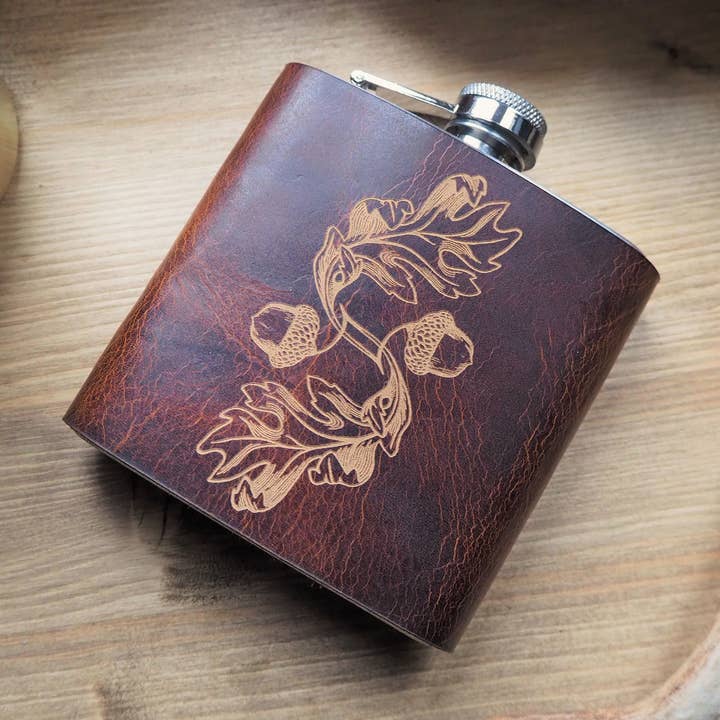 Acorn & Oak Leaf Hip Flask for wholesale by Hord