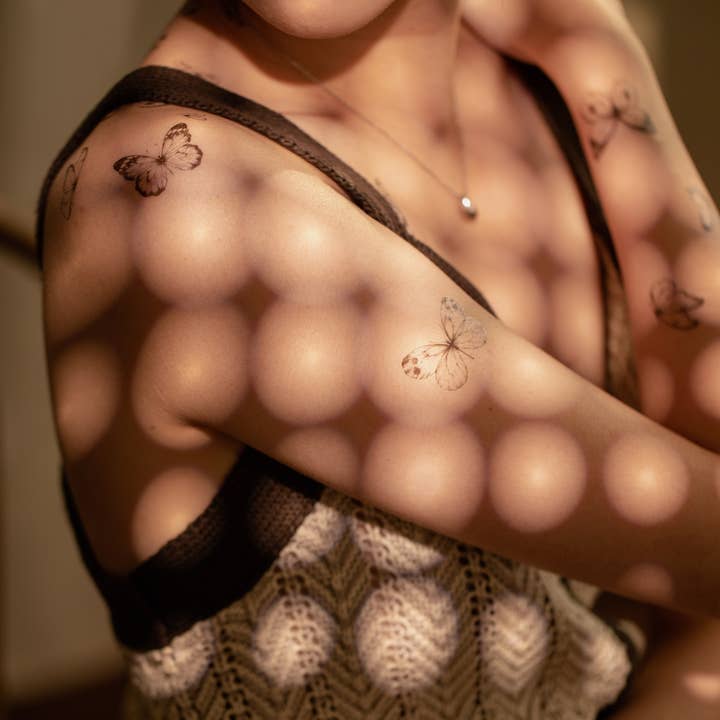 PAPERSELF - Venta al por mayor Tatuajes temporales - Tatuaje temporal de mariposas negras6