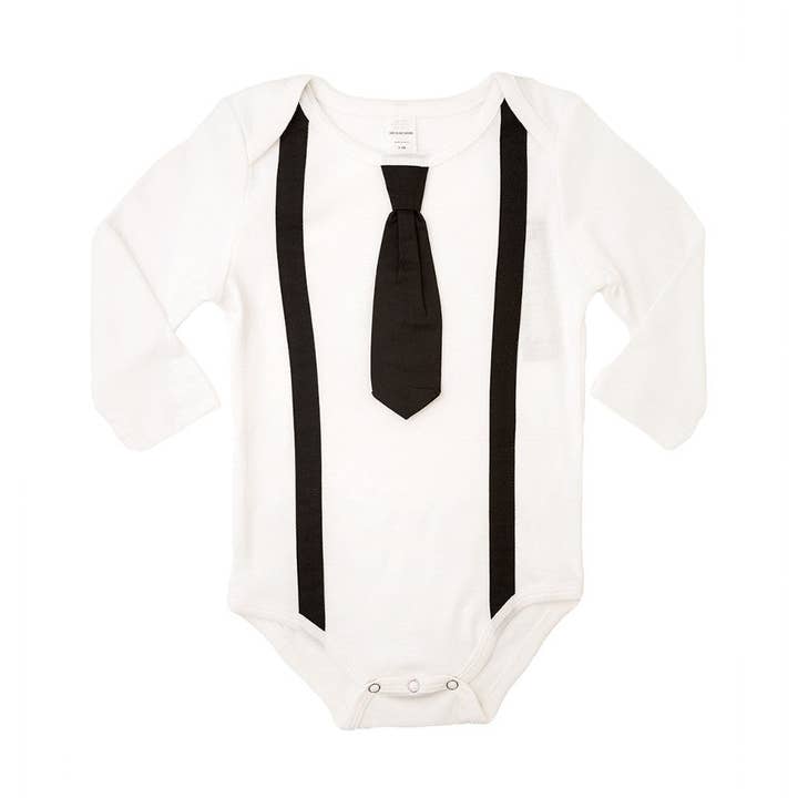 Body noir à bretelles et cravate noire pour la vente par Born To Love