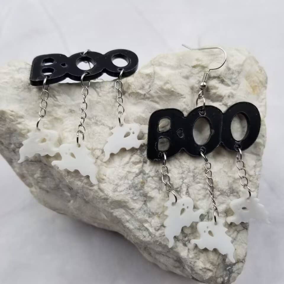 The Pretty Jewellery – Engroshandel Hængeøreringe og creoløreringe – Boo Ghost Chain Øreringe med krog1