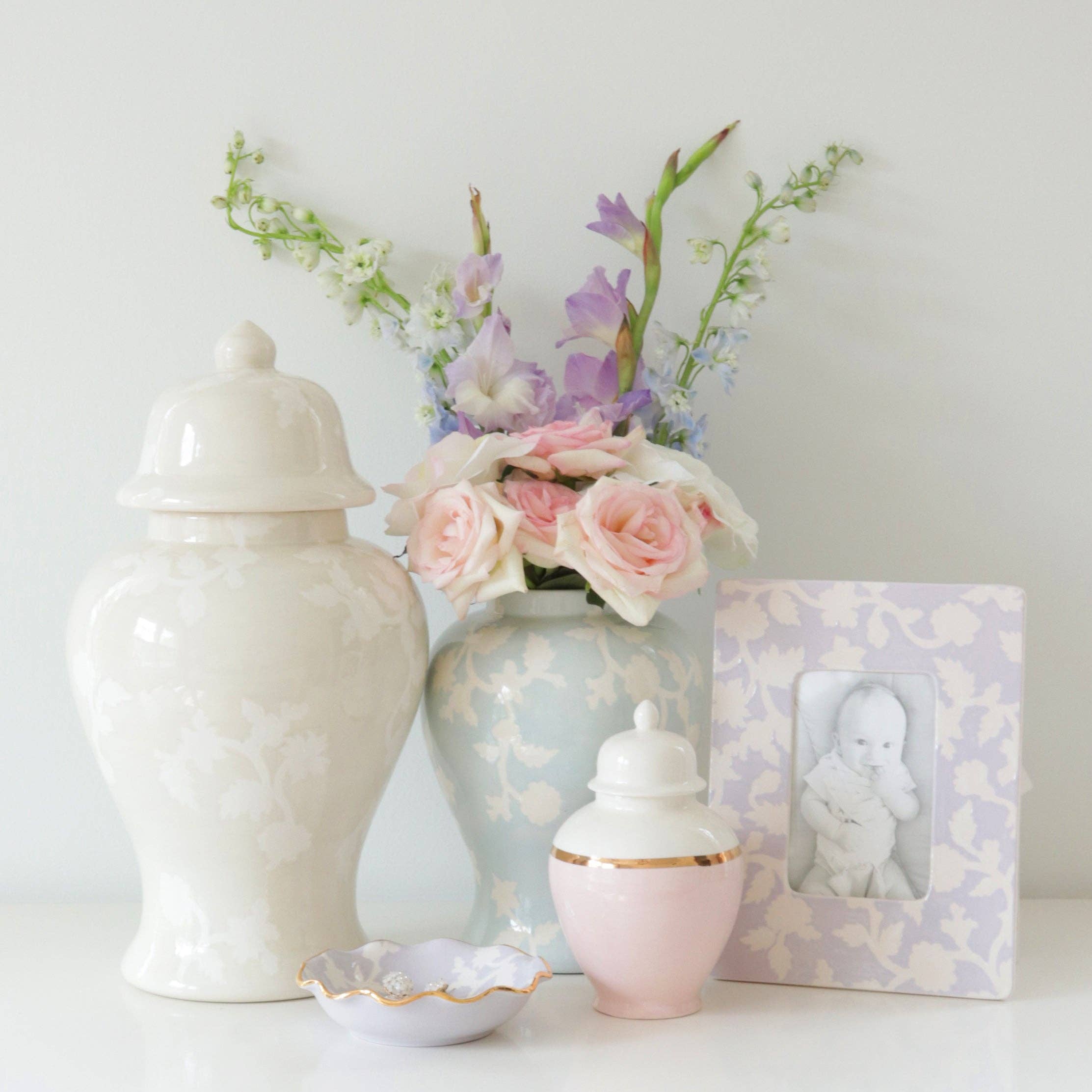 Lo Home | Ruby Clay - Wholesale Decorative Jar - Chinoiserie Dreams Ginger Jars in Hydrangea Light Blue6