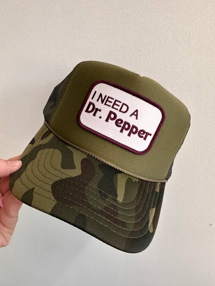 Casquette trucker en mousse Dr. Pepper pour la vente par Social Statement