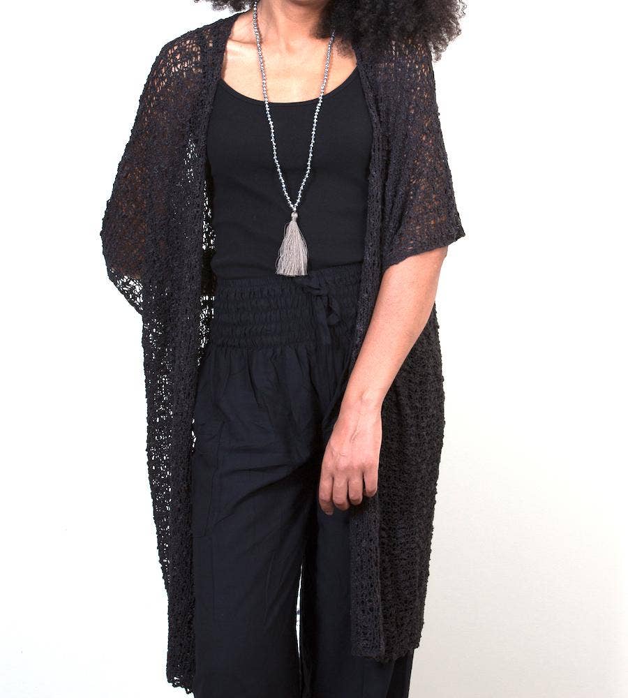 Suzie Blue Canada - Wholesale Kimono - Women's - Mid Length Popcorn Knit Kimono - Black1