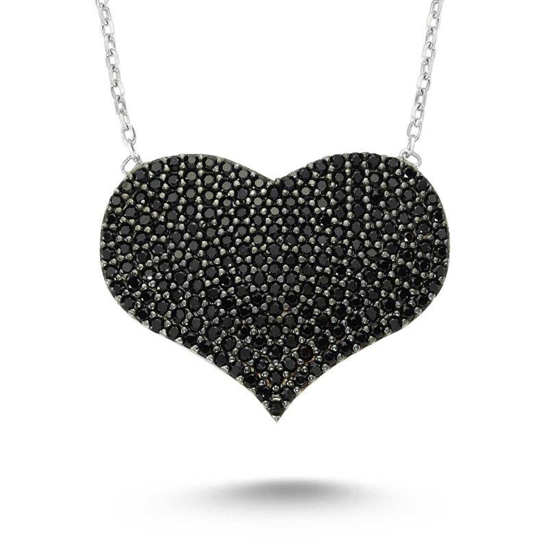 Amorium – Großhandel Kette mit Anhänger/Charm – Herz-Halskette aus schwarzem Sterlingsilber mit Diamanten1