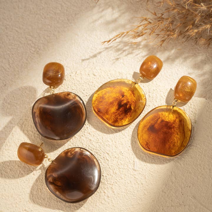 COSMOS - Wholesale Dangle Earrings - Chic women's shiny resin earrings amber steel1