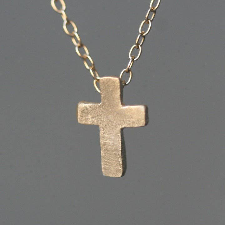 Lille kors halskæde i 10K guld med 14K guldkæde for engroshandel hos Michelle Chang
