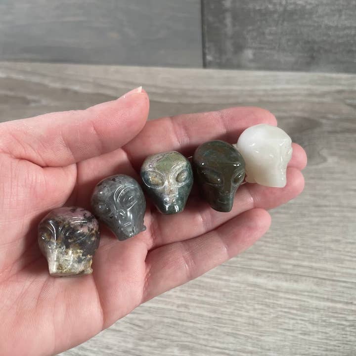 Keystone Crystals - Wholesale Spiritual stone/crystal - Assorted Gemstone Skull Figurines – Crystal Carvings in Bulk14