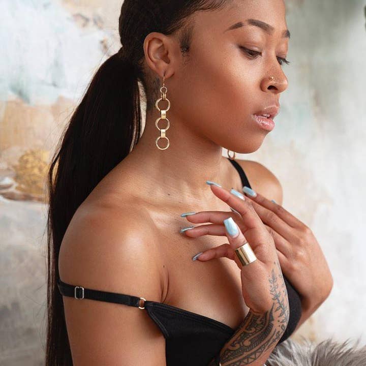 Zephyr Chain Earrings for wholesale by MONOXIDE