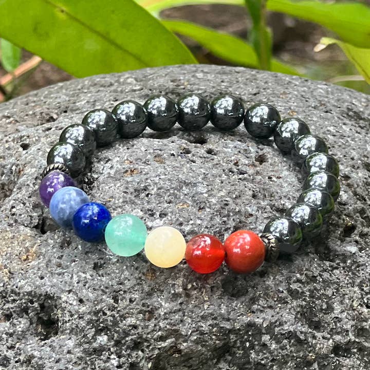 Pulsera de piedras preciosas de hematita y chakra para conexión a tierra y protección para venta al por mayor de Moon Child