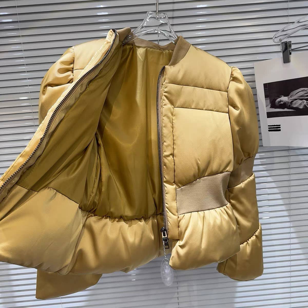 Productseeker – Puffer Jacket - Mulher por atacado – JK97 Casaco Quente de Cintura com Rosca Chic para Mulher9