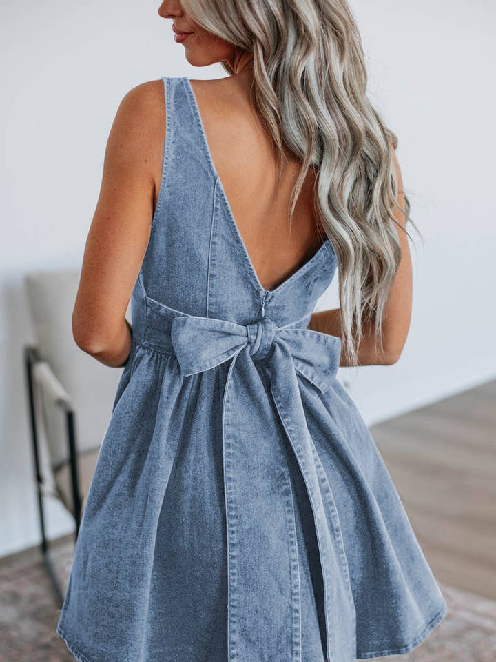 Myosotis Jeanskleid mit quadratischem Ausschnitt, Schleife und ärmellos im A-Linien-Schnitt für den Großhandel von Lovesoft