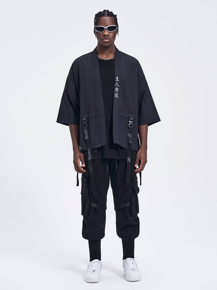 Black WSY5002 Samurai Kimono Shirt for wholesale on Faire3