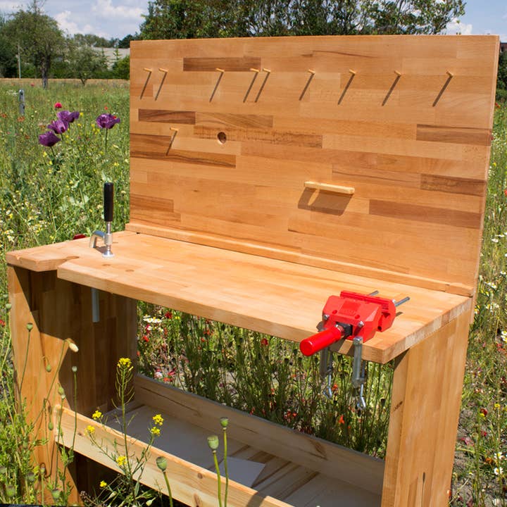 Banco de trabajo para niños Werkdachs con pared para herramientas para venta al por mayor de Die Werkkiste