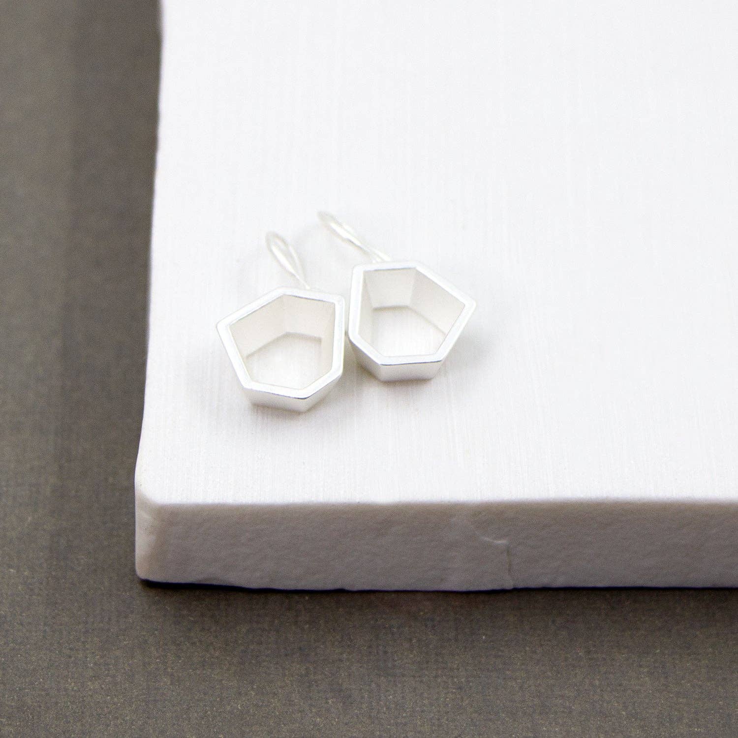 Tempest Designs – wholesale Dangle earrings – Hexagon shape style drop earrings0