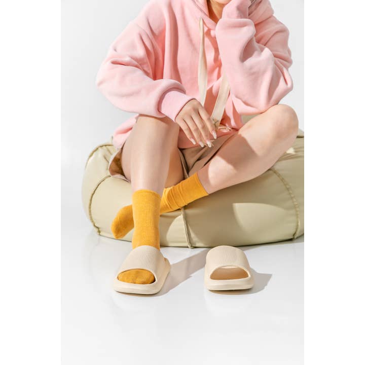 Bodico - Wholesale Sandals - Unisex - Bodico Adult Basic Plush Slides, 5 Sizes, 5 Colors