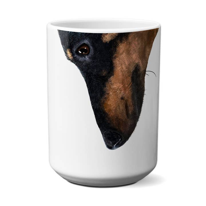 Tazza con muso di bassotto nero e marrone per la vendita all'ingrosso da parte di American Brand Studio