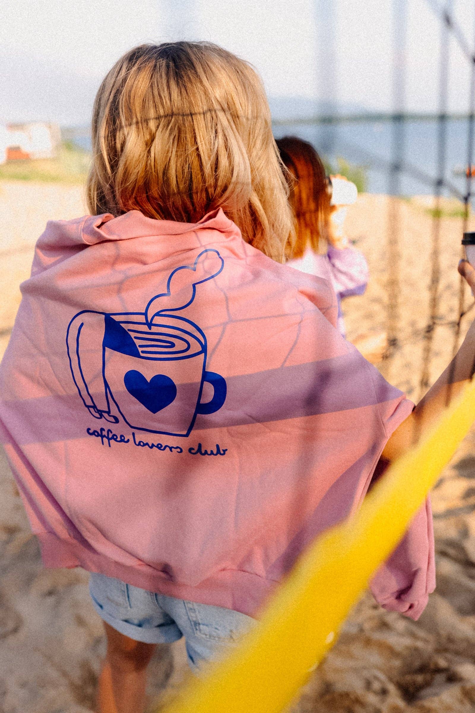 Dont Grow Up - Wholesale Graphic Sweatshirt - Women's - BIG COFFEE LOVER IN OLD ROSE - SWEATSHIRT (DELIVERY APPROX. 14 DAYS)2